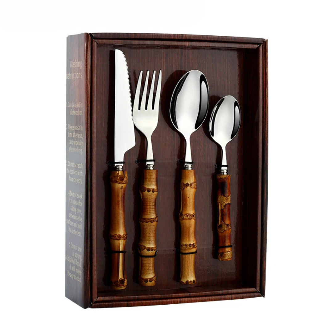 Faqueiro Prata em Aço Inox com Cabo de Bambu Natural