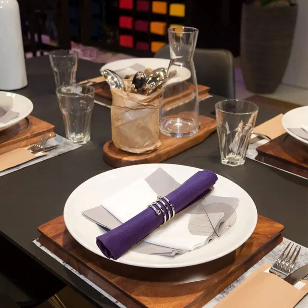 Conjunto de 8 Anéis de Guardanapo em Espiral Dourado - Elegância para sua Mesa Mesa Posta027 Cozinha com Estilo