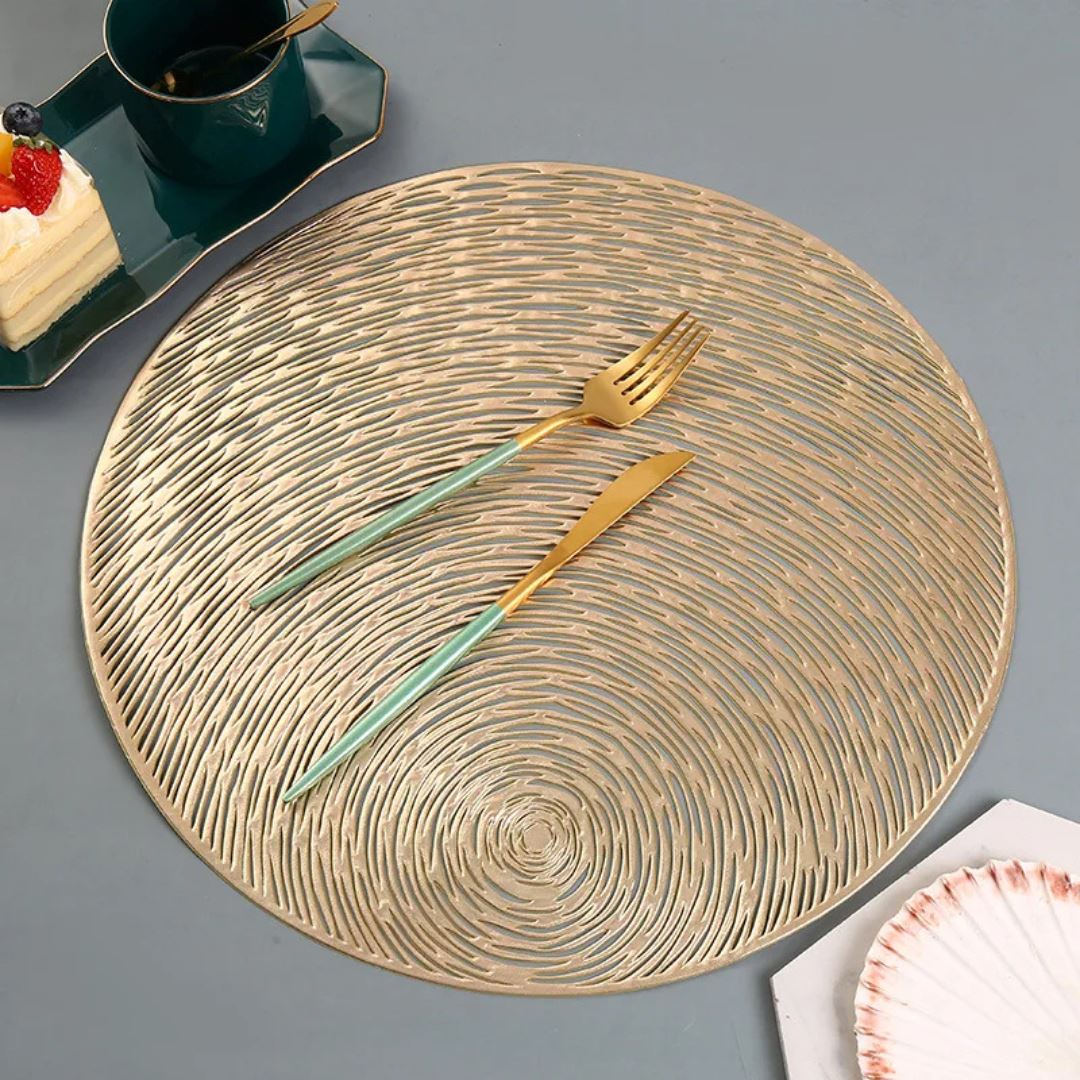 Conjunto de Descanso de Mesa Metálico para Ocasiões Especiais - Placemats de Elegância e Proteção Mesa Posta005 Cozinha com Estilo Dourado Círculos 