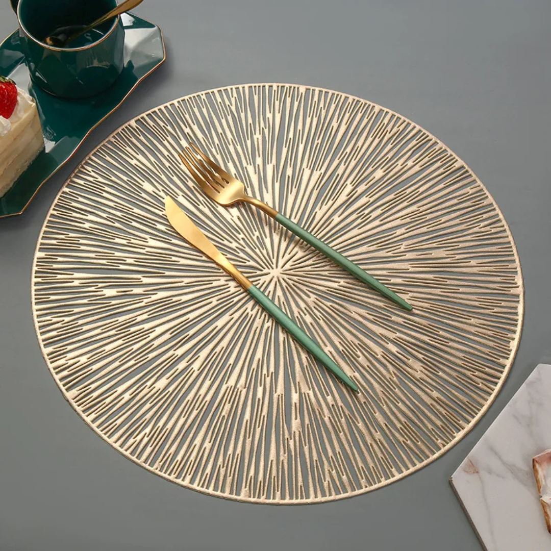 Conjunto de Descanso de Mesa Metálico para Ocasiões Especiais - Placemats de Elegância e Proteção Mesa Posta005 Cozinha com Estilo Dourado Simples 