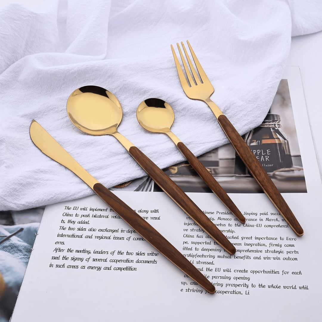 Jogo de Talheres 24 Peças Aço Inox Dourado com Alças Estilo Madeira Mesa Posta050 Cozinha com Estilo 